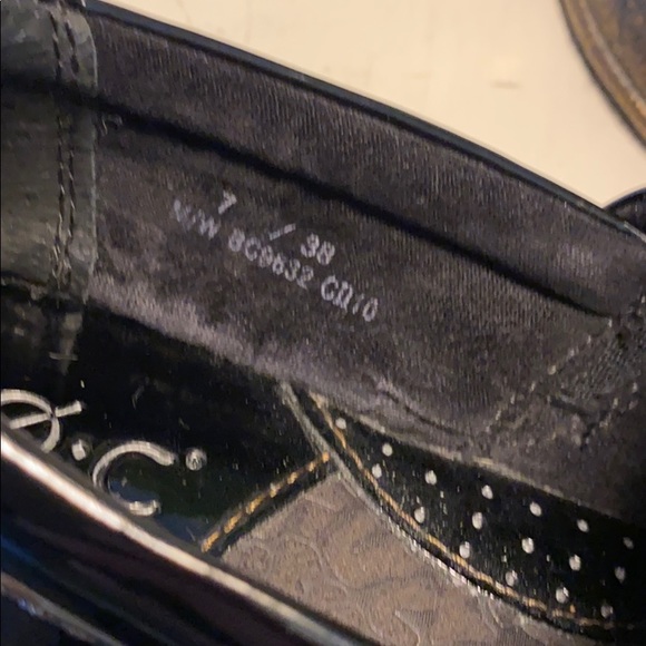 b.o.c. By Born Patent Clogs - Picture 3 of 5